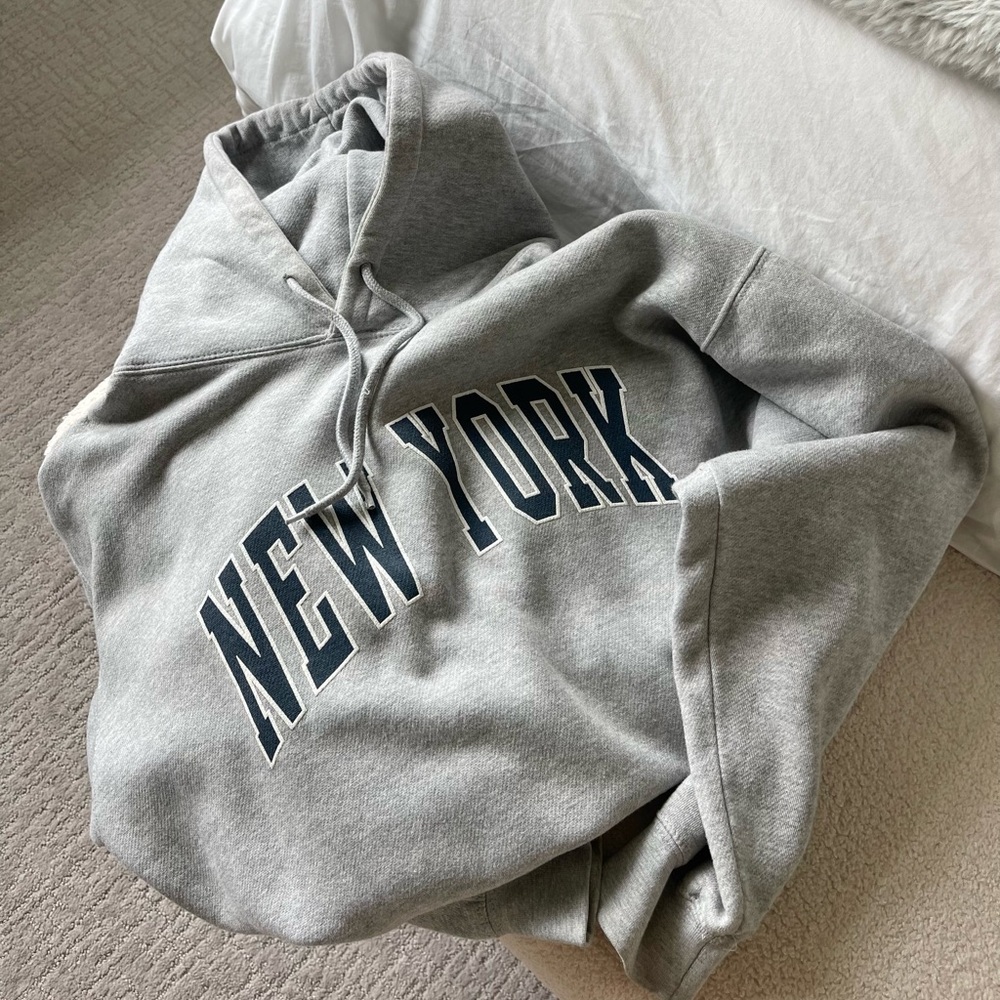 Brandy Melville New York Hoodie